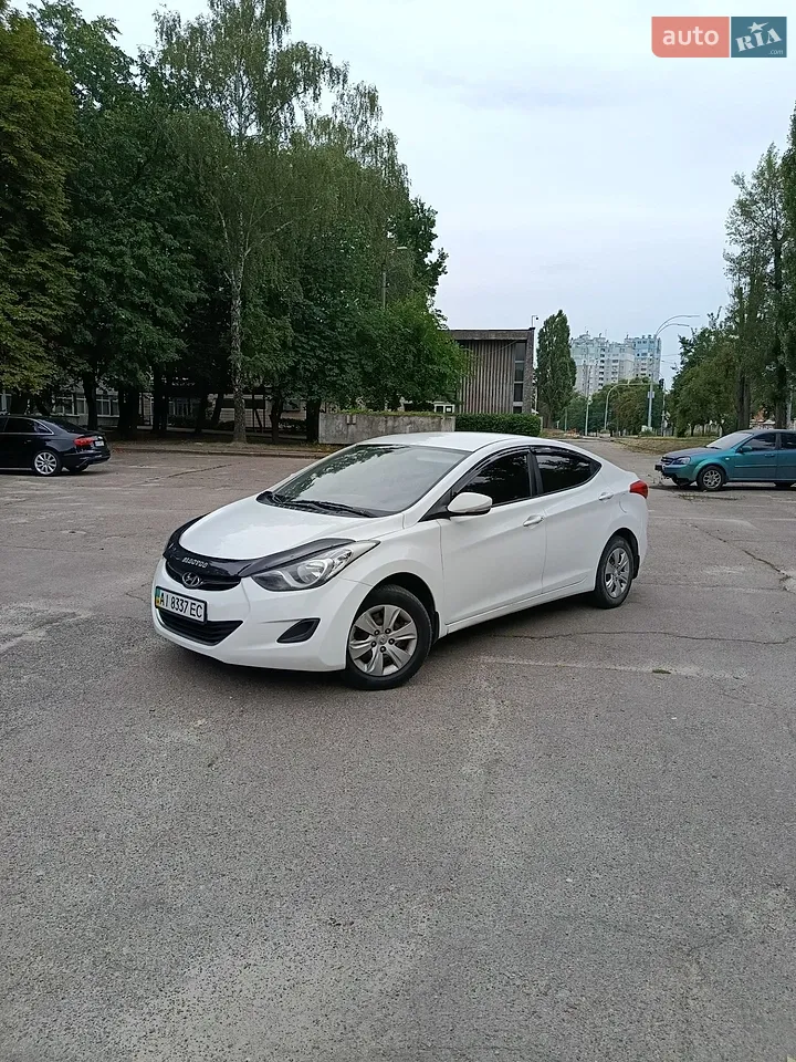 2013 Hyundai Elantra - мініатюра 22