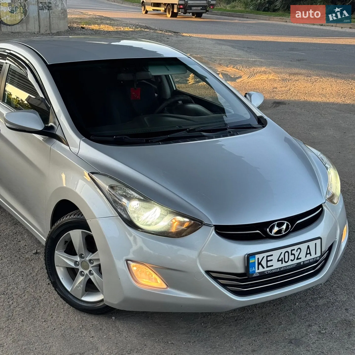 2013 Hyundai Elantra - мініатюра 14
