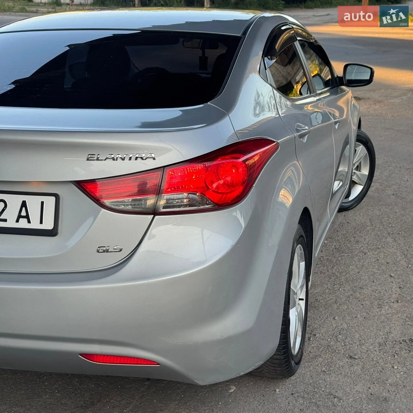 2013 Hyundai Elantra - мініатюра 11