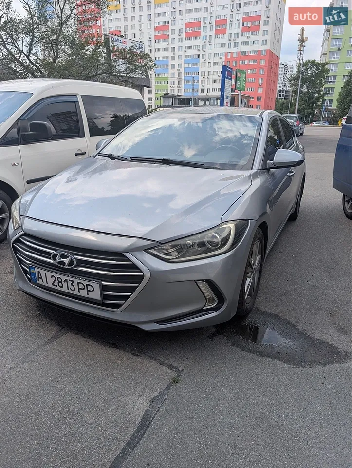 2018 Hyundai Elantra - мініатюра 14