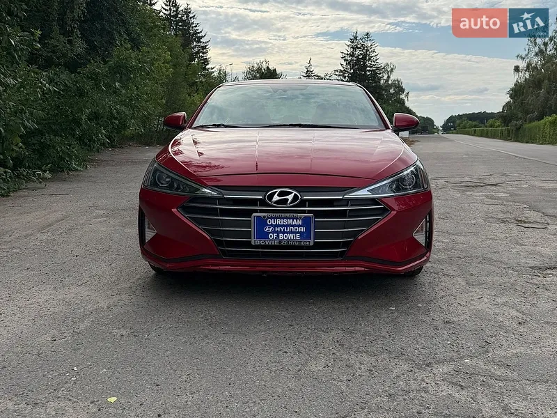 Hyundai Elantra