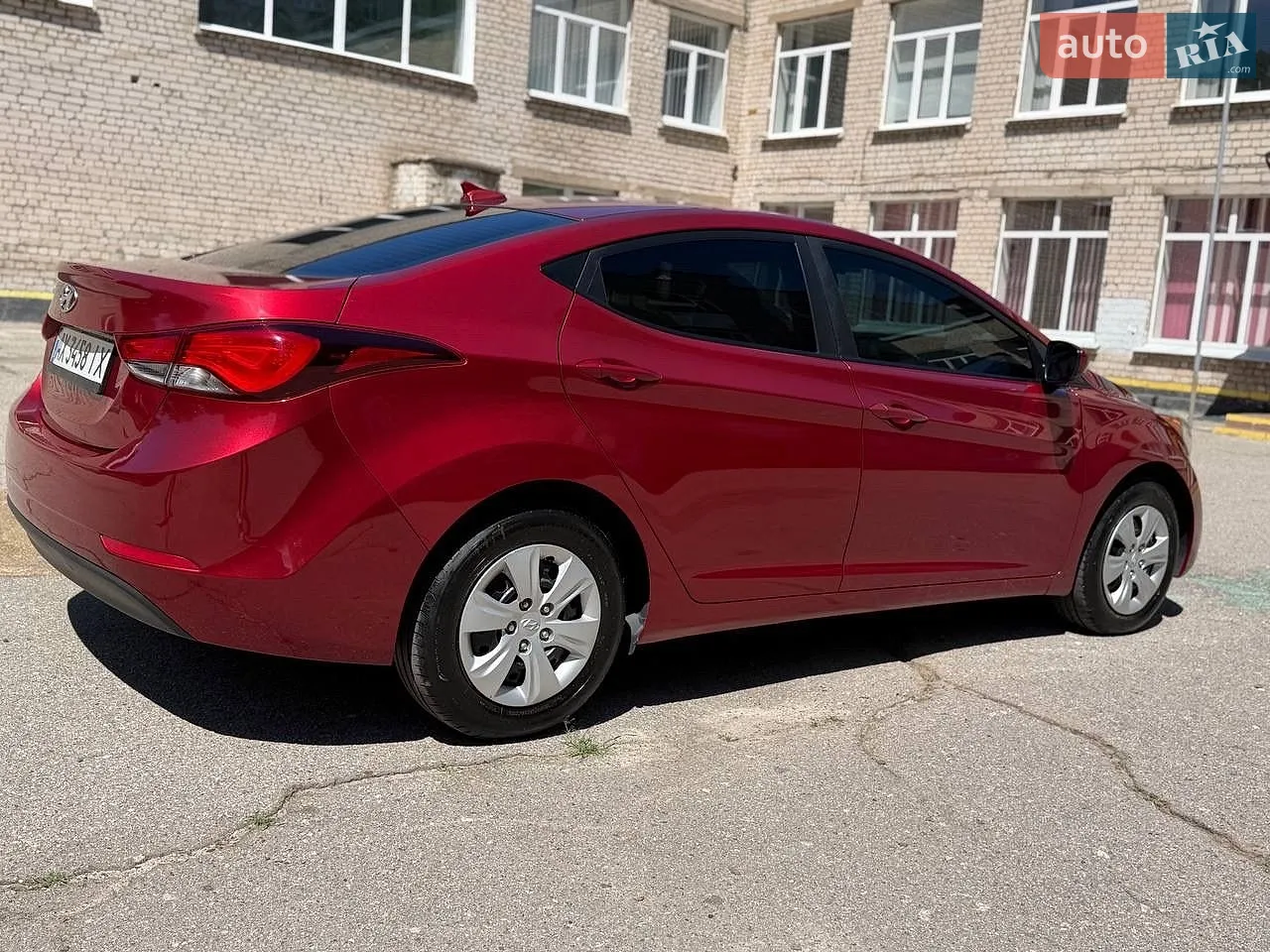 2015 Hyundai Elantra - мініатюра 8