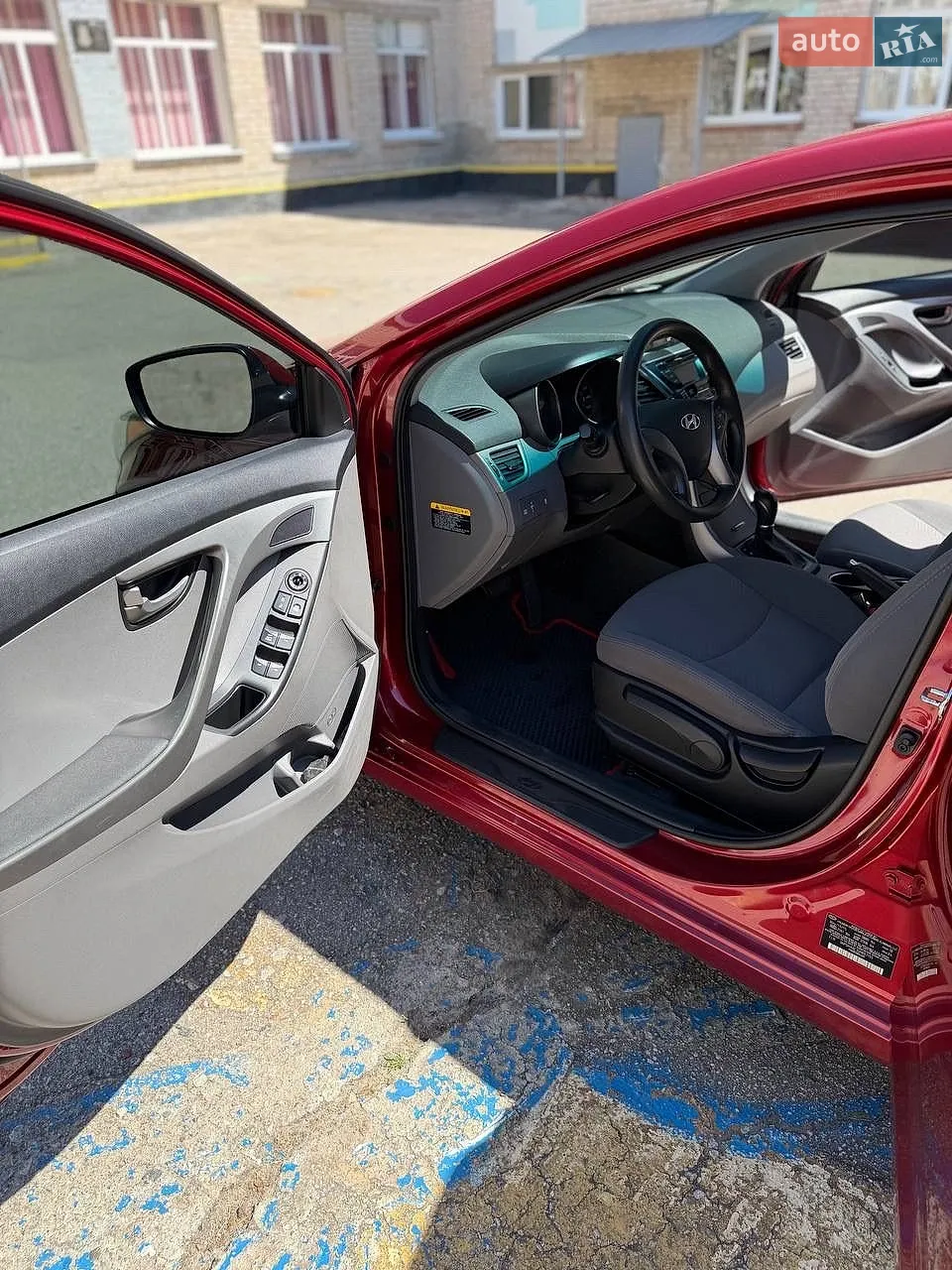 2015 Hyundai Elantra - мініатюра 13