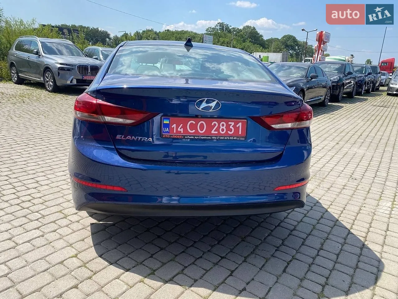 2017 Hyundai Elantra - мініатюра 6