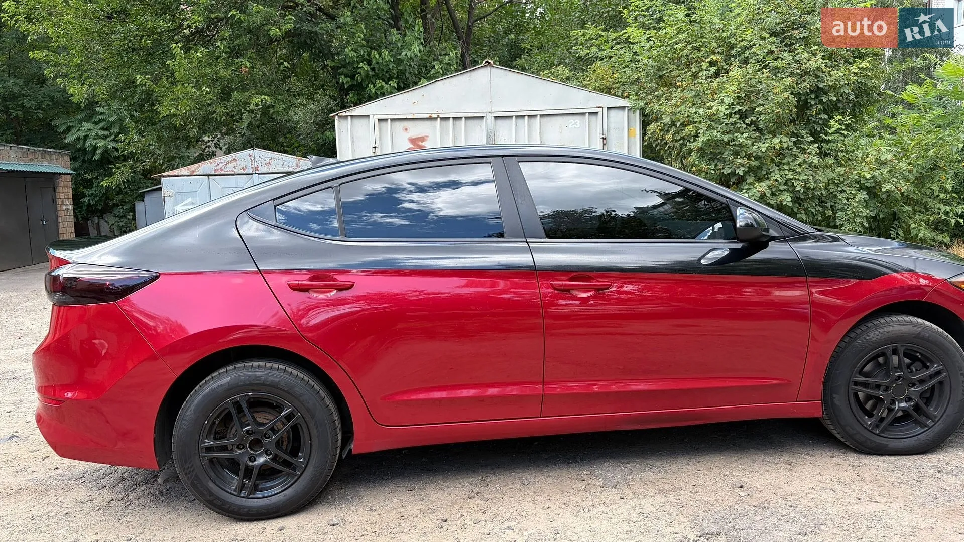 2016 Hyundai Elantra - мініатюра 15