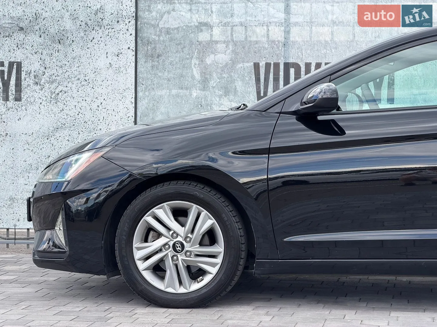 2019 Hyundai Elantra - мініатюра 13