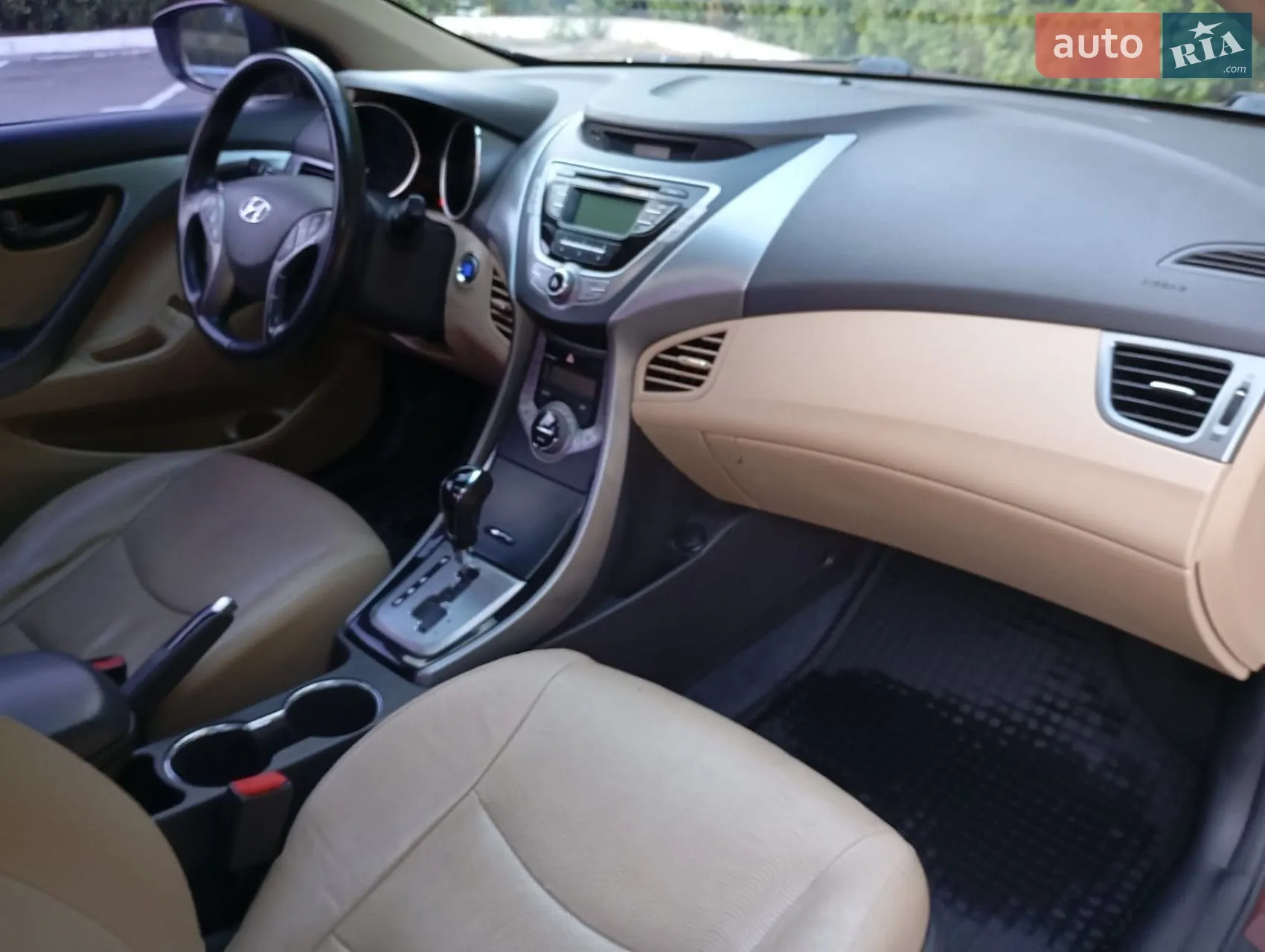 2012 Hyundai Elantra - мініатюра 30