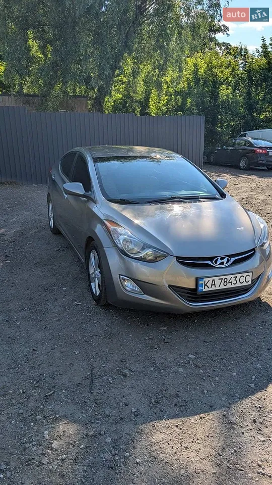 2014 Hyundai Elantra - мініатюра 8