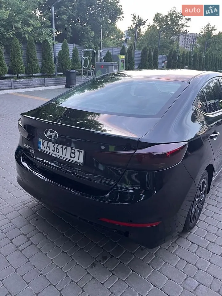 2018 Hyundai Elantra - мініатюра 13