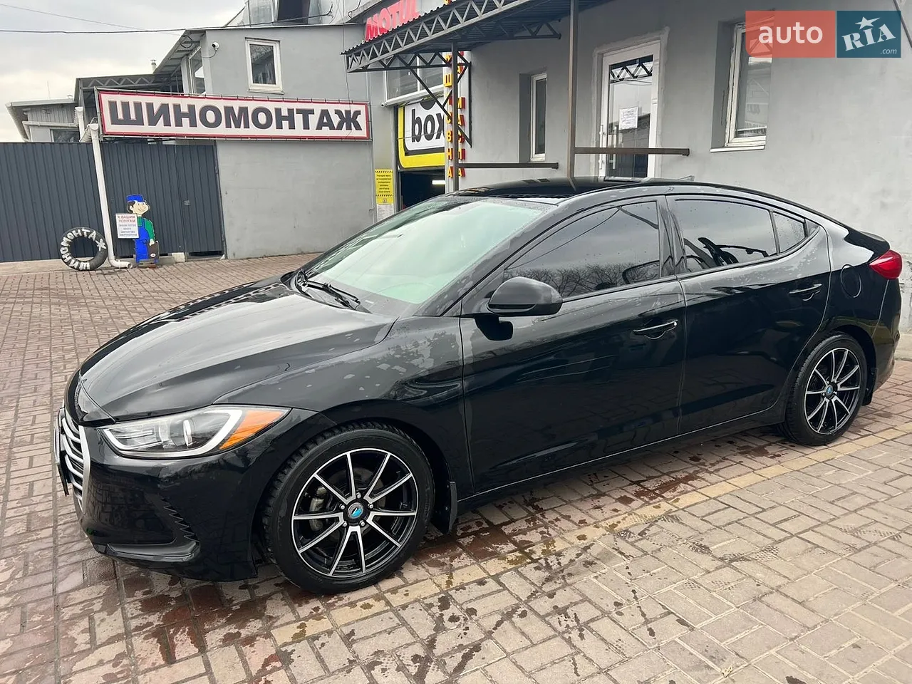 2016 Hyundai Elantra - мініатюра 17