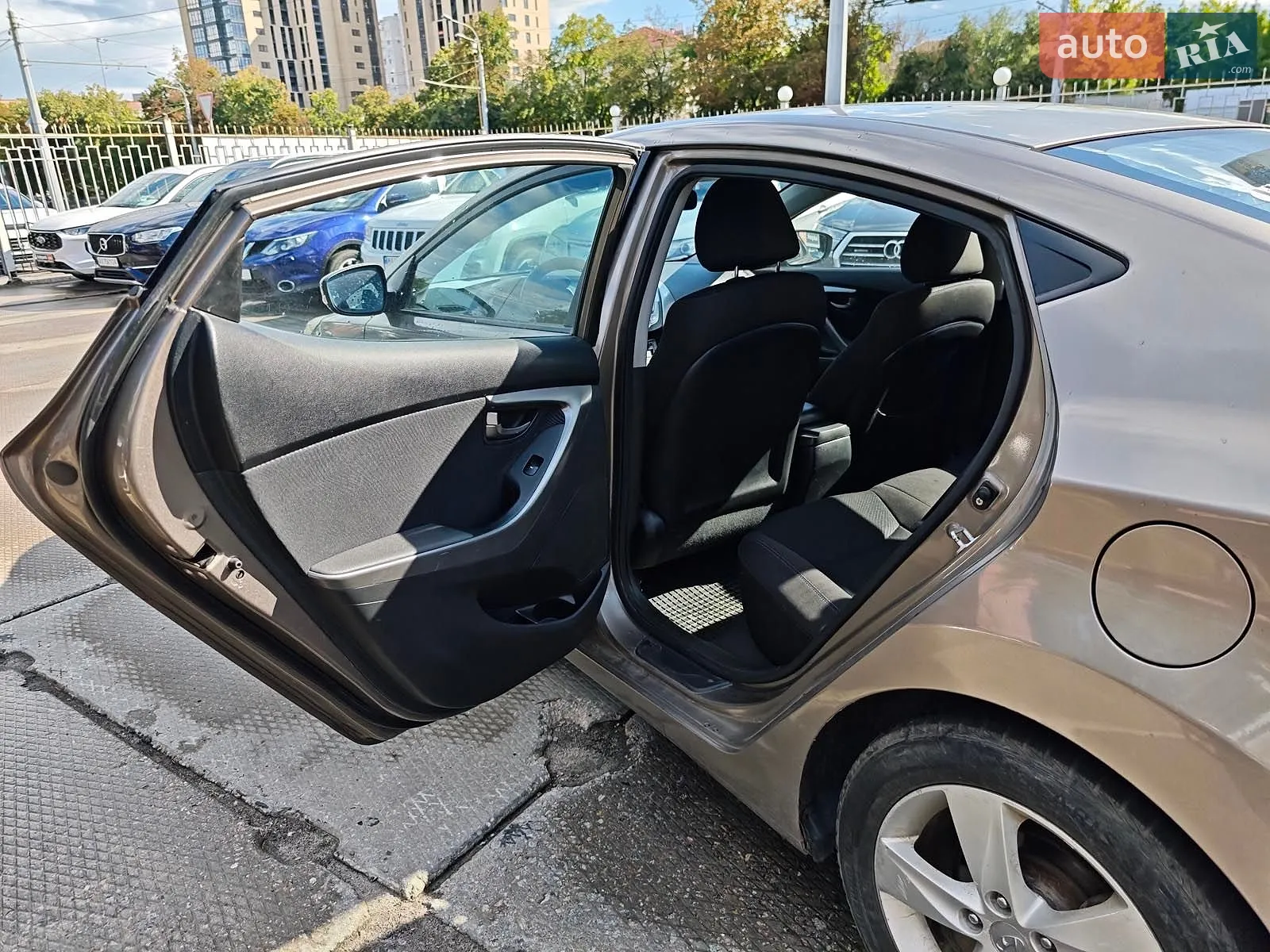 2012 Hyundai Elantra - мініатюра 15