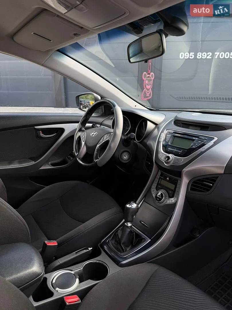 2013 Hyundai Elantra - мініатюра 20