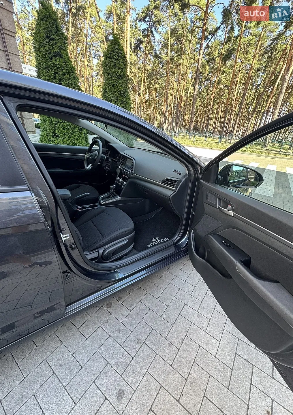 2020 Hyundai Elantra - мініатюра 10
