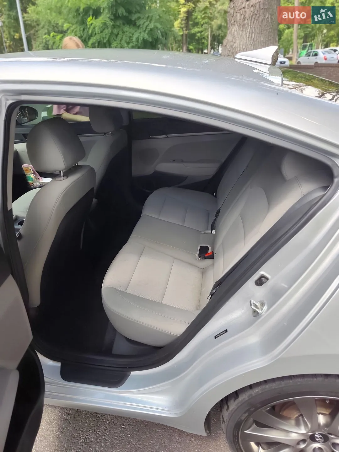 2016 Hyundai Elantra - мініатюра 13