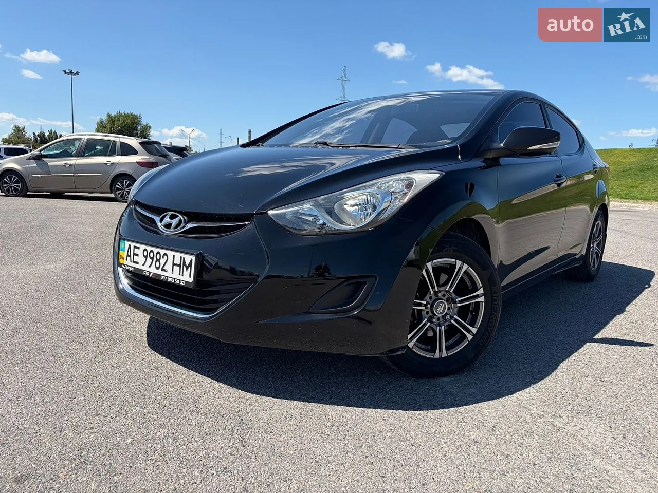 2013 Hyundai Elantra - мініатюра 12