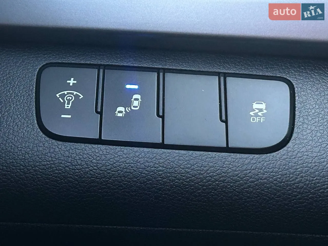 2016 Hyundai Elantra - мініатюра 14