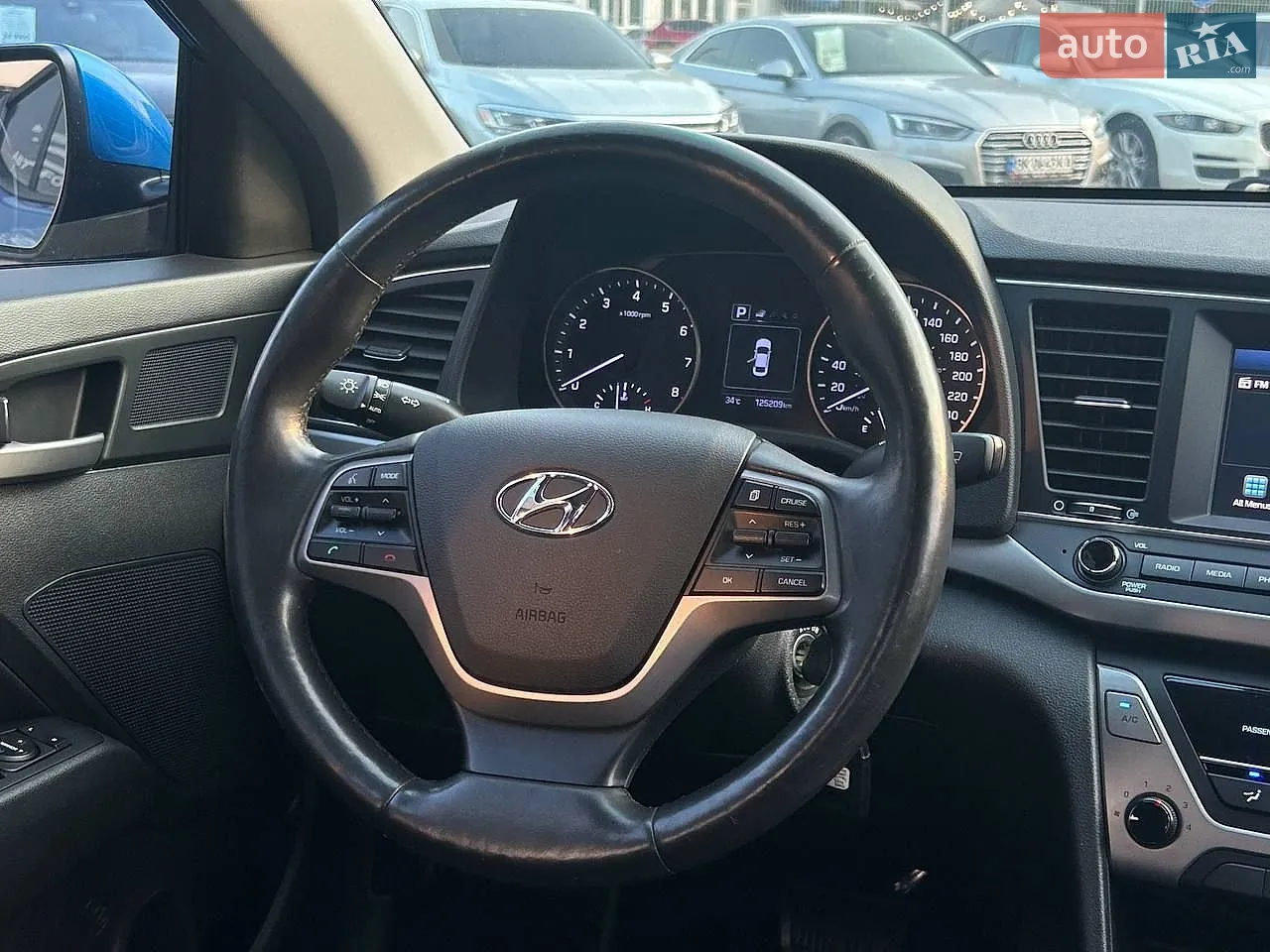 2016 Hyundai Elantra - мініатюра 27
