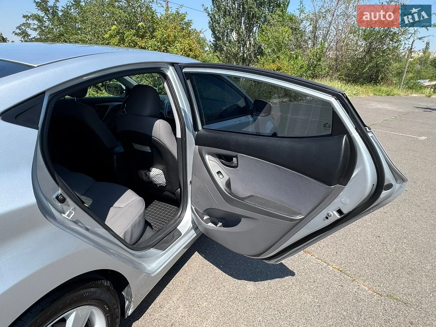 2013 Hyundai Elantra - мініатюра 9