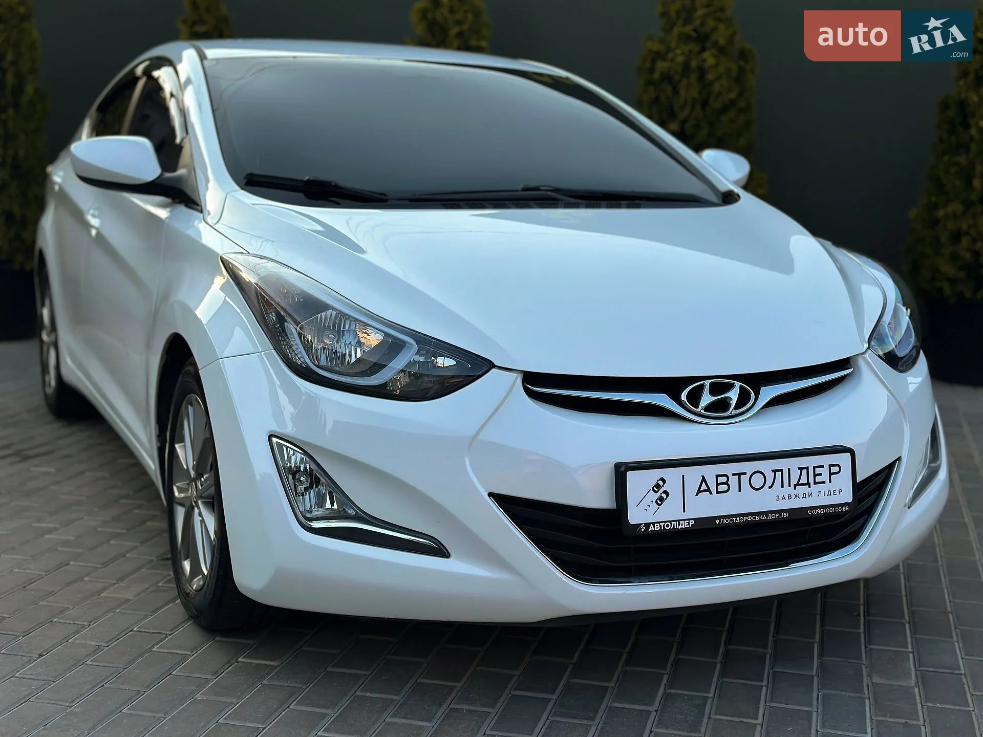 2015 Hyundai Elantra - мініатюра 6