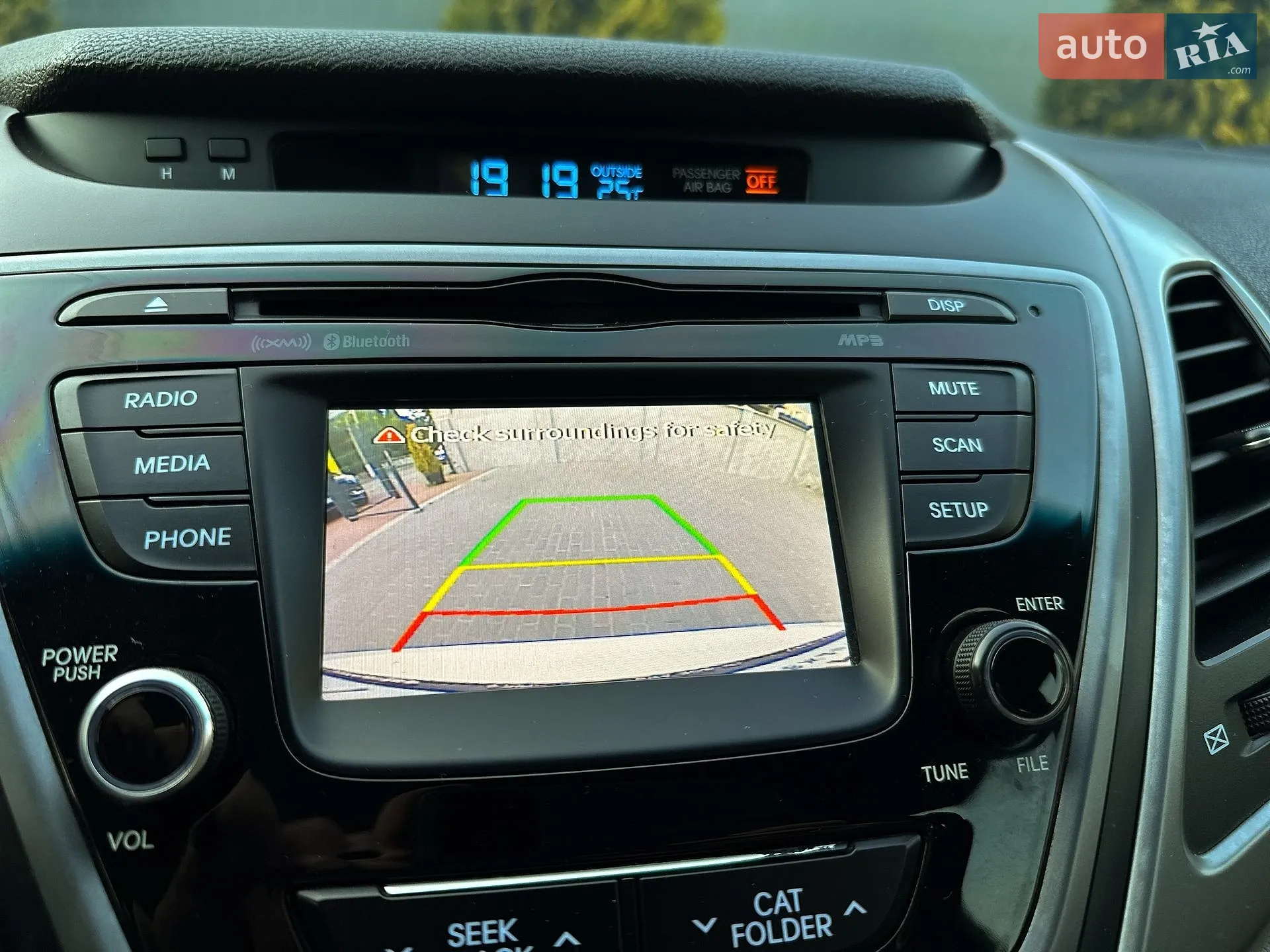 2015 Hyundai Elantra - мініатюра 42