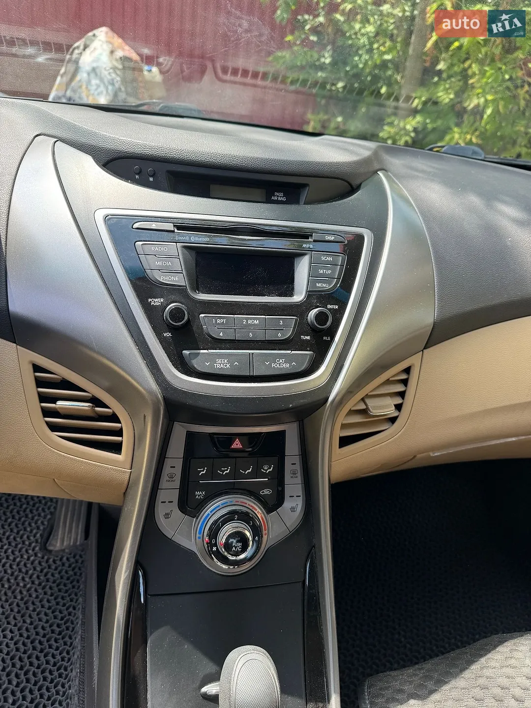2013 Hyundai Elantra - мініатюра 8