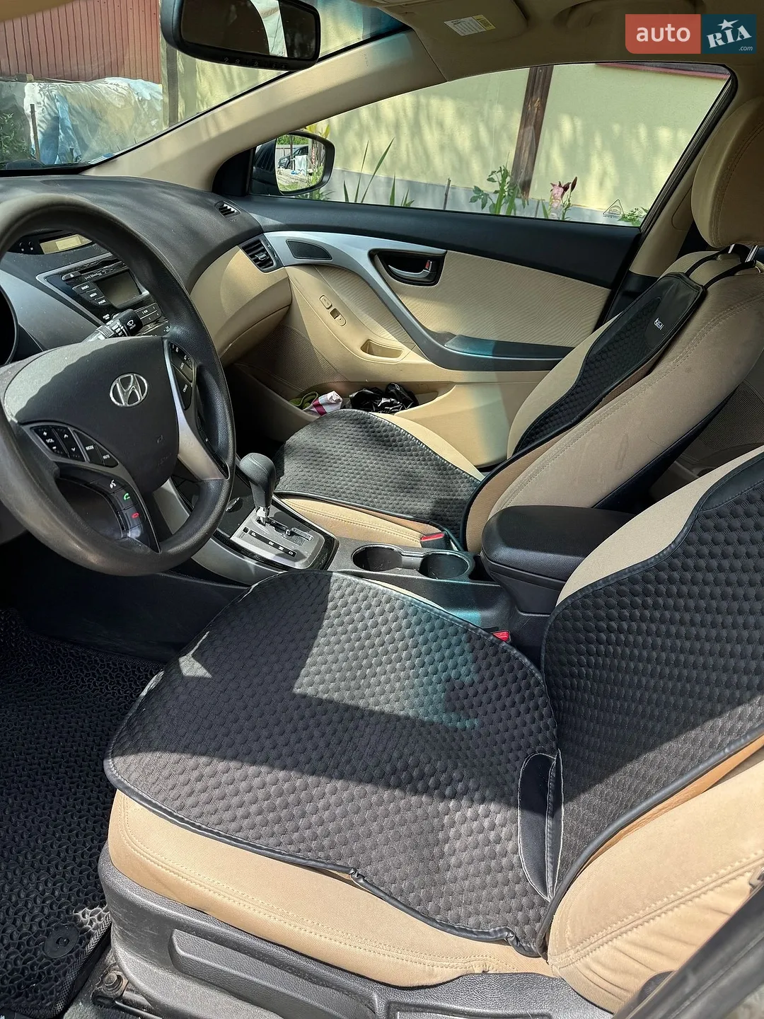 2013 Hyundai Elantra - мініатюра 10