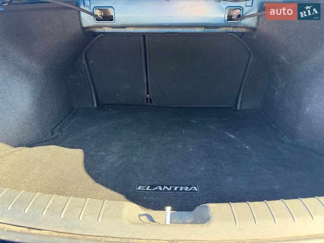 2016 Hyundai Elantra - мініатюра 14