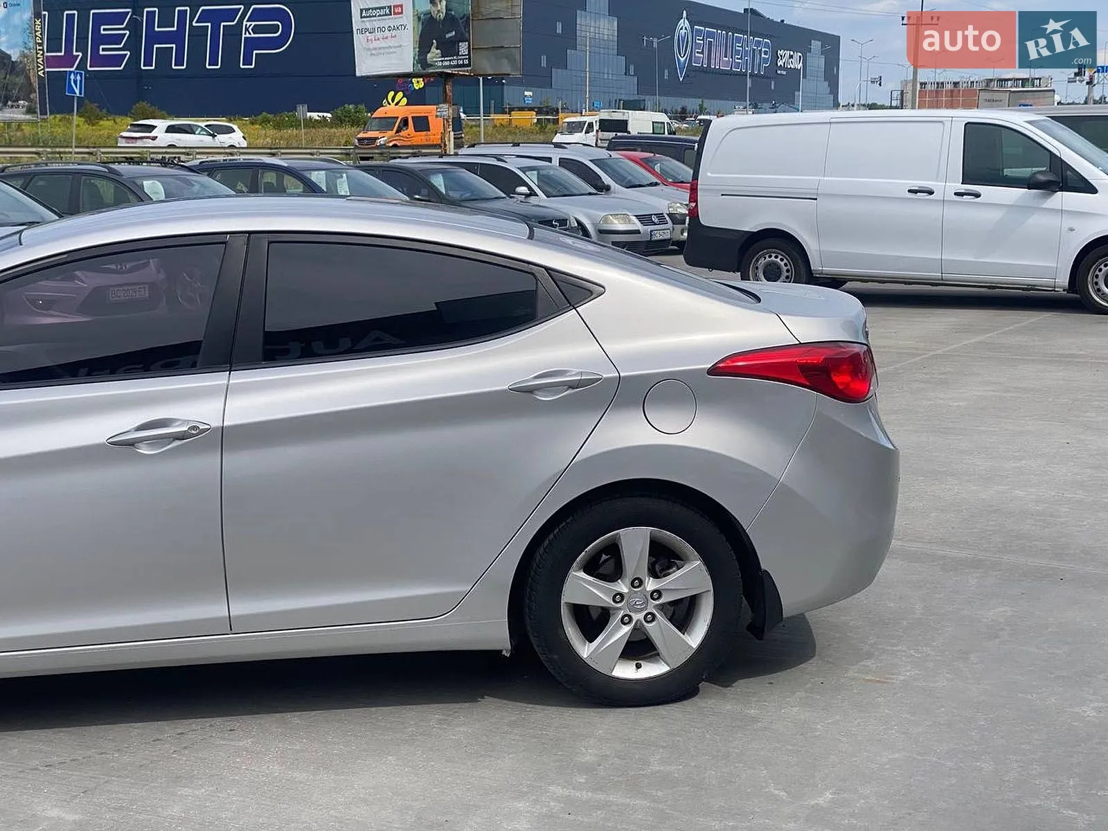 2013 Hyundai Elantra - мініатюра 4