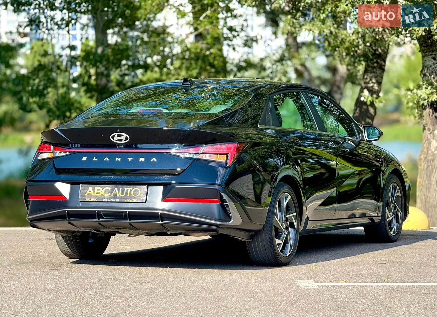 2024 Hyundai Elantra - мініатюра 4