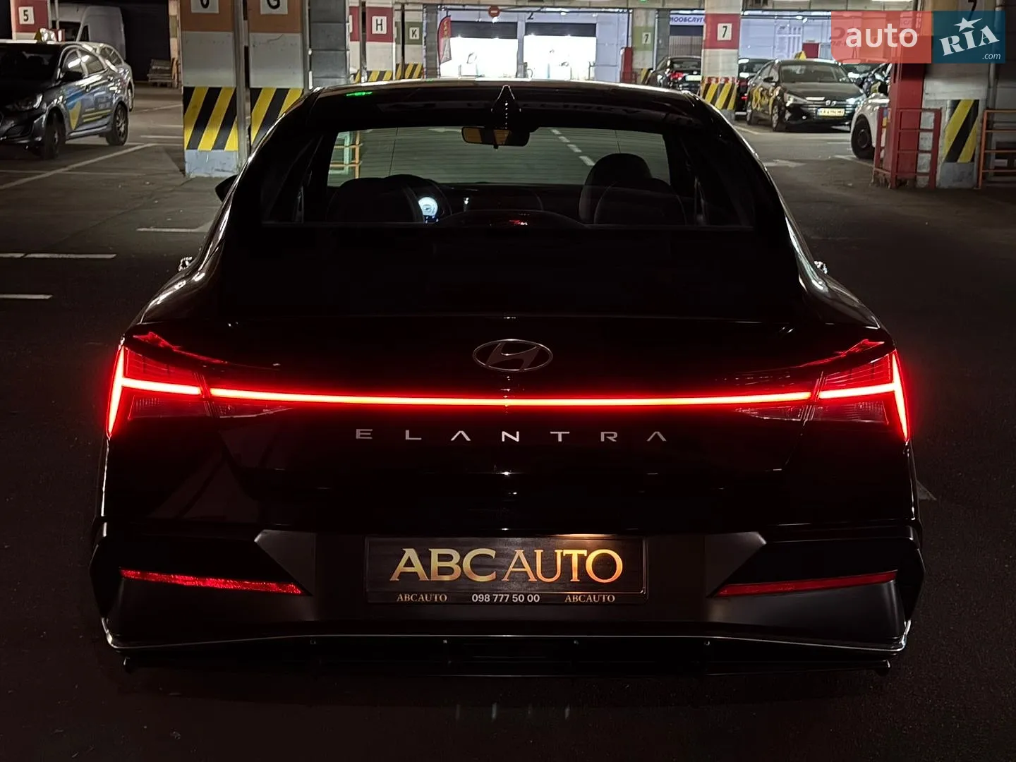 2024 Hyundai Elantra - мініатюра 19