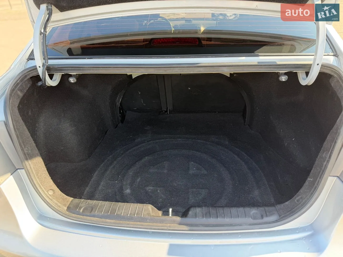 2010 Hyundai Elantra - мініатюра 11