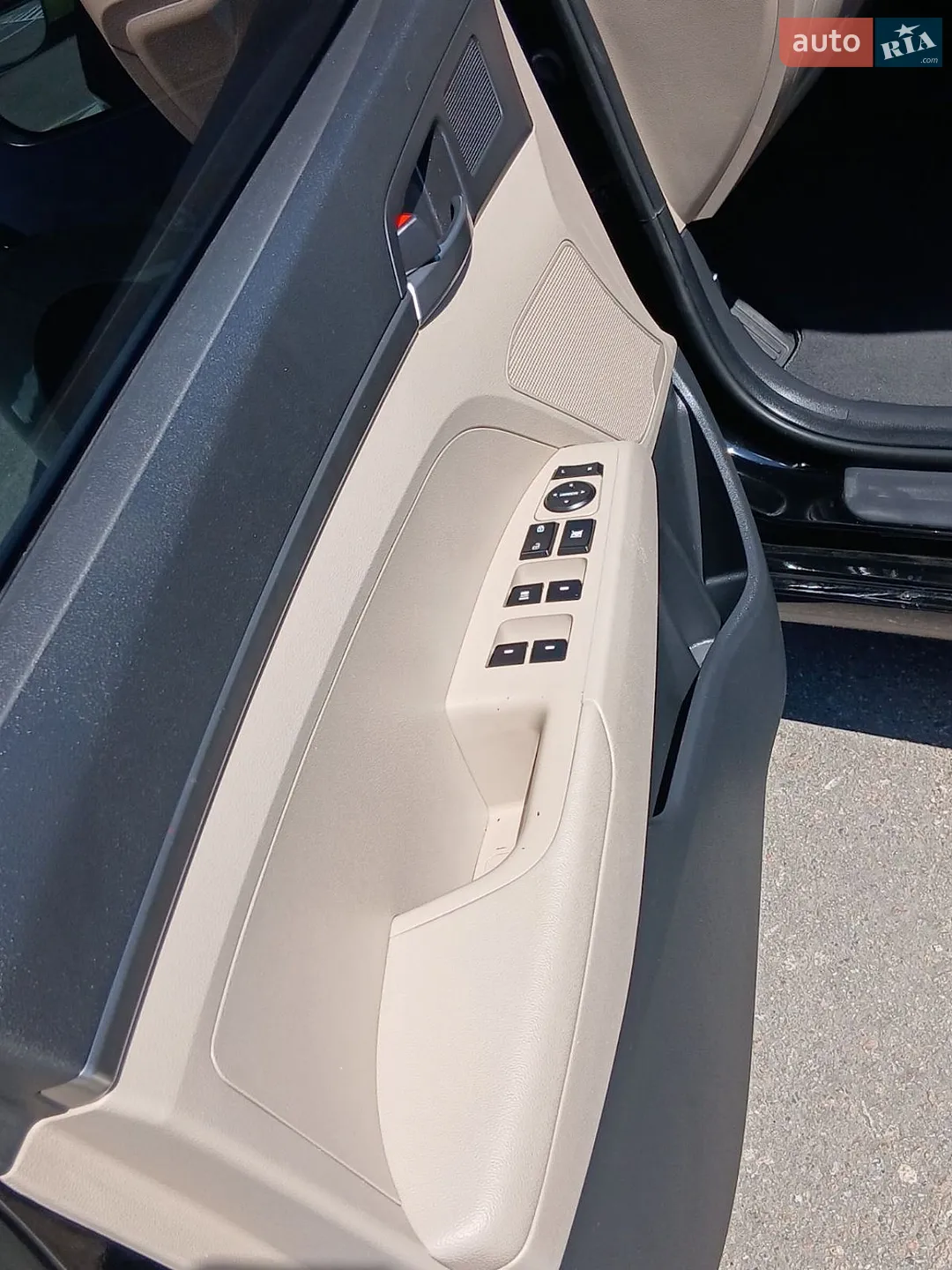2019 Hyundai Elantra - мініатюра 18