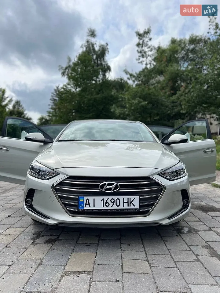 2017 Hyundai Elantra - мініатюра 33