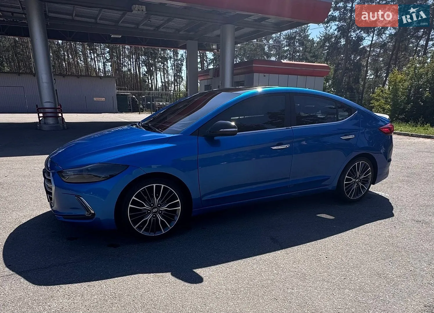 2016 Hyundai Elantra - мініатюра 10