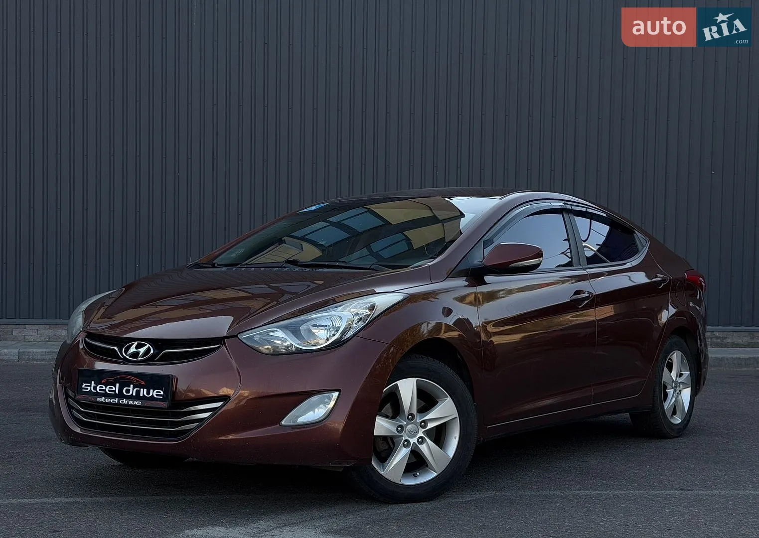 2013 Hyundai Elantra - фото 1