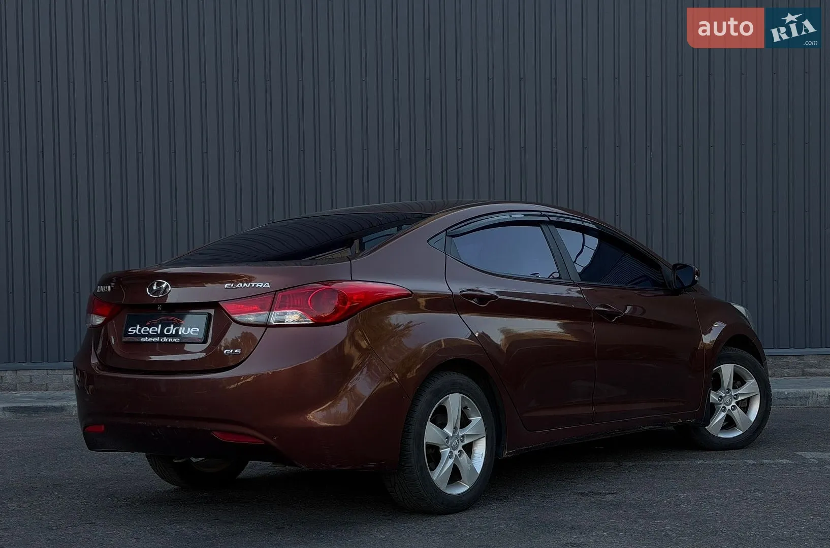 2013 Hyundai Elantra - мініатюра 4