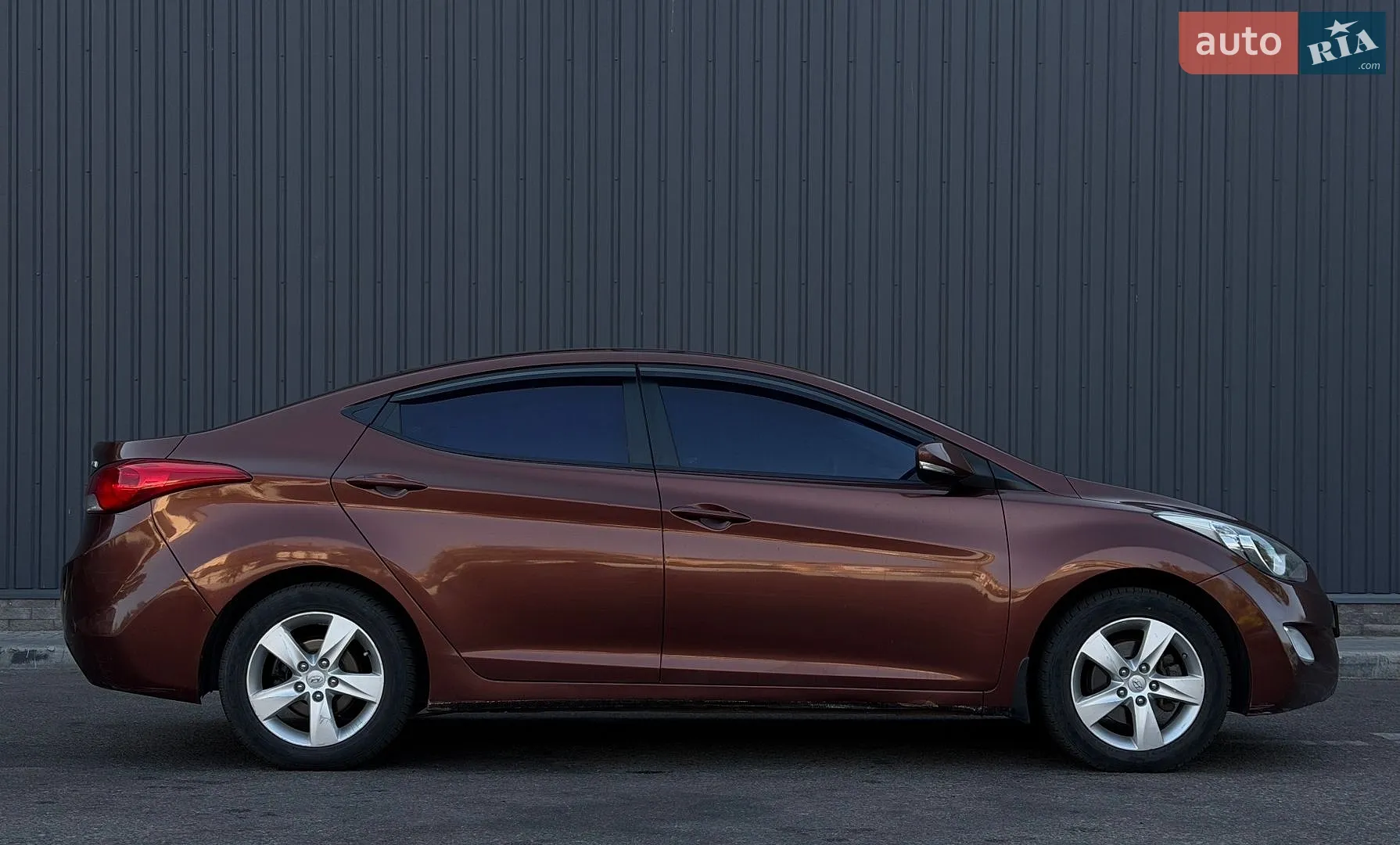 2013 Hyundai Elantra - мініатюра 8