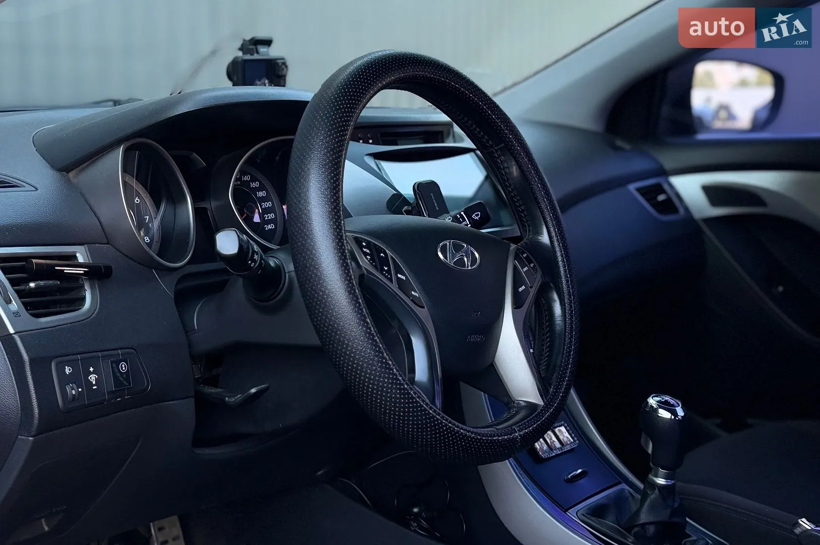 2013 Hyundai Elantra - мініатюра 9