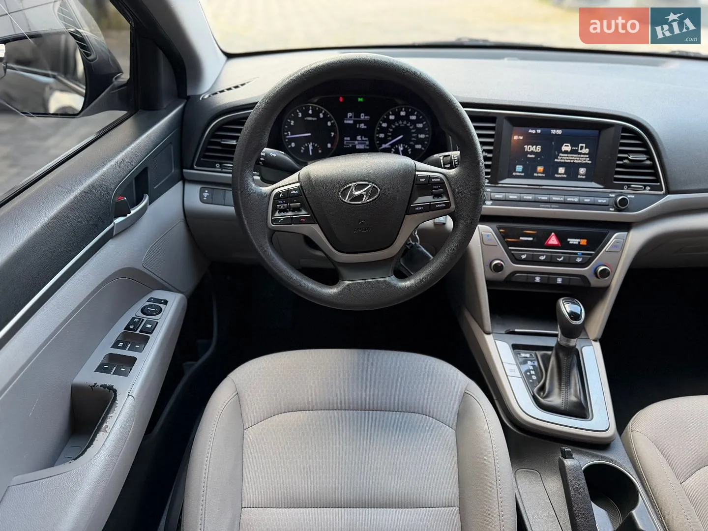 2018 Hyundai Elantra - мініатюра 20
