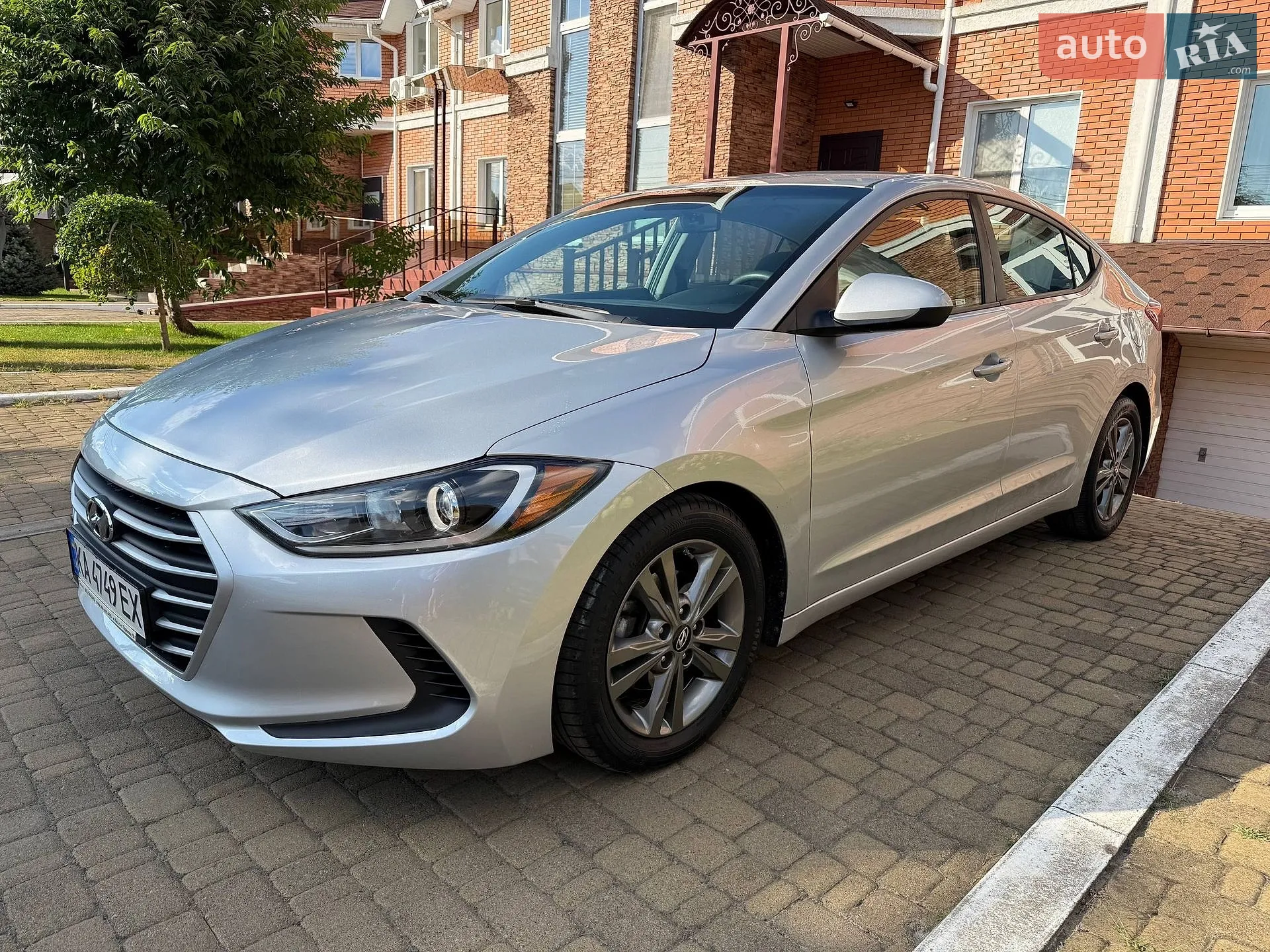 2018 Hyundai Elantra - фото 1
