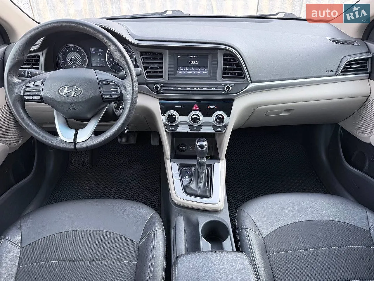 2019 Hyundai Elantra - мініатюра 5