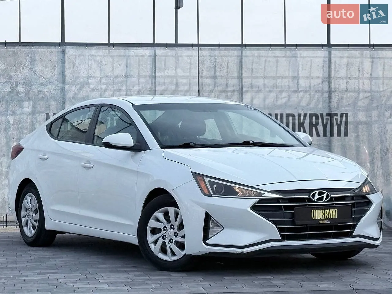 2019 Hyundai Elantra - мініатюра 8