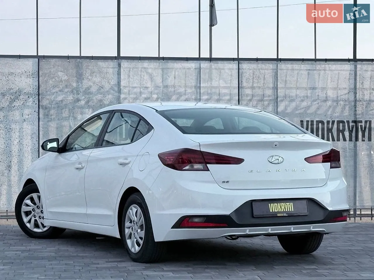2019 Hyundai Elantra - мініатюра 15
