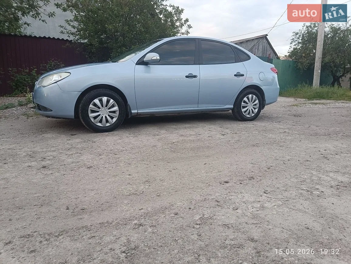 2010 Hyundai Elantra - мініатюра 21