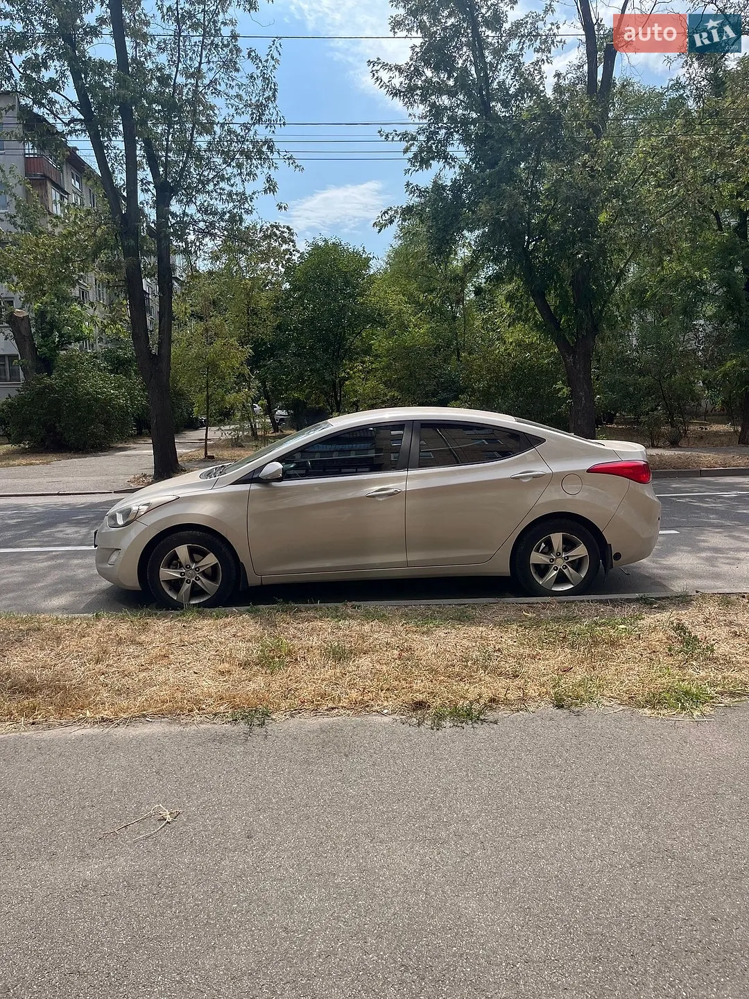 2013 Hyundai Elantra - мініатюра 4