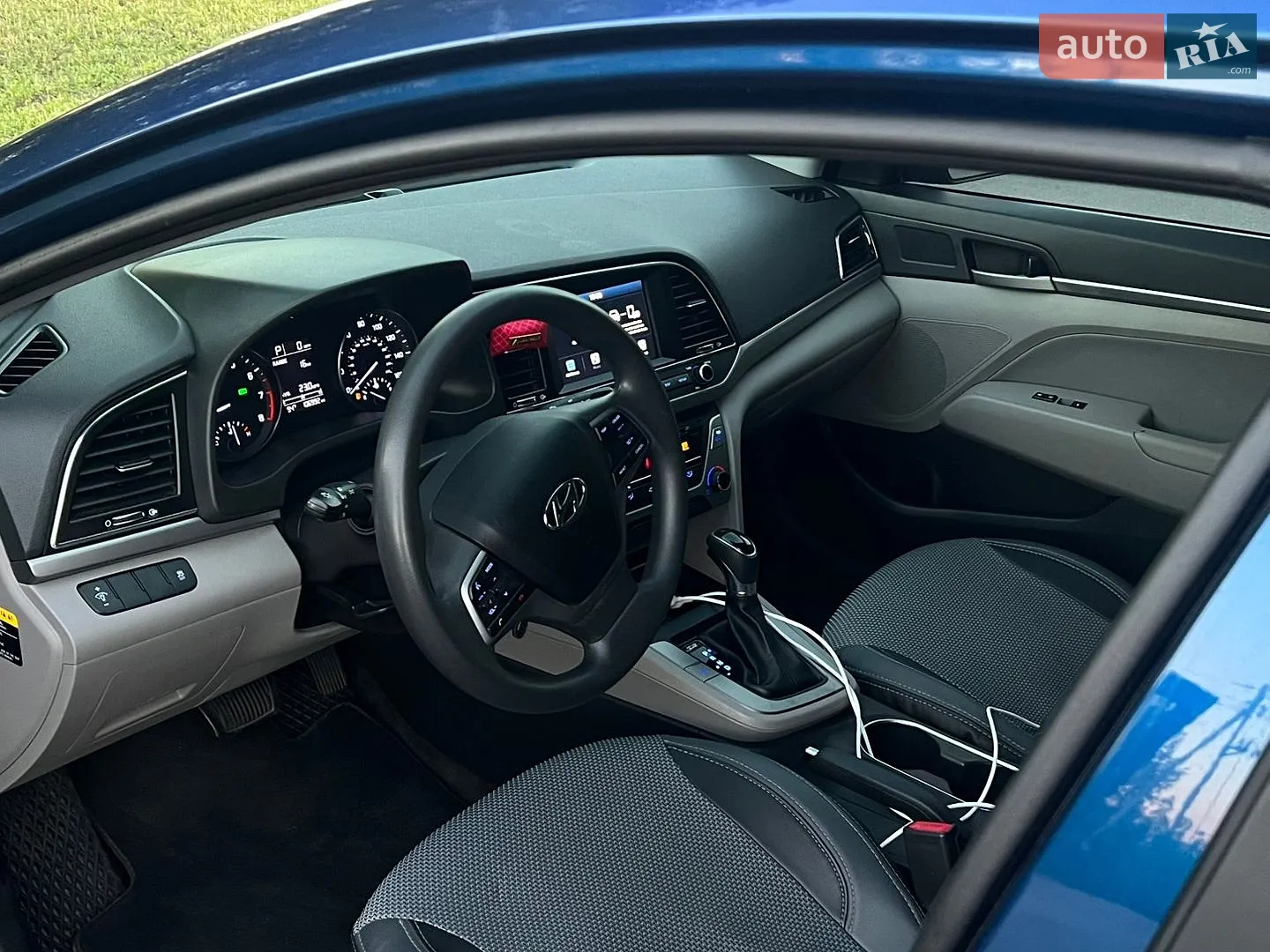 2016 Hyundai Elantra - мініатюра 18