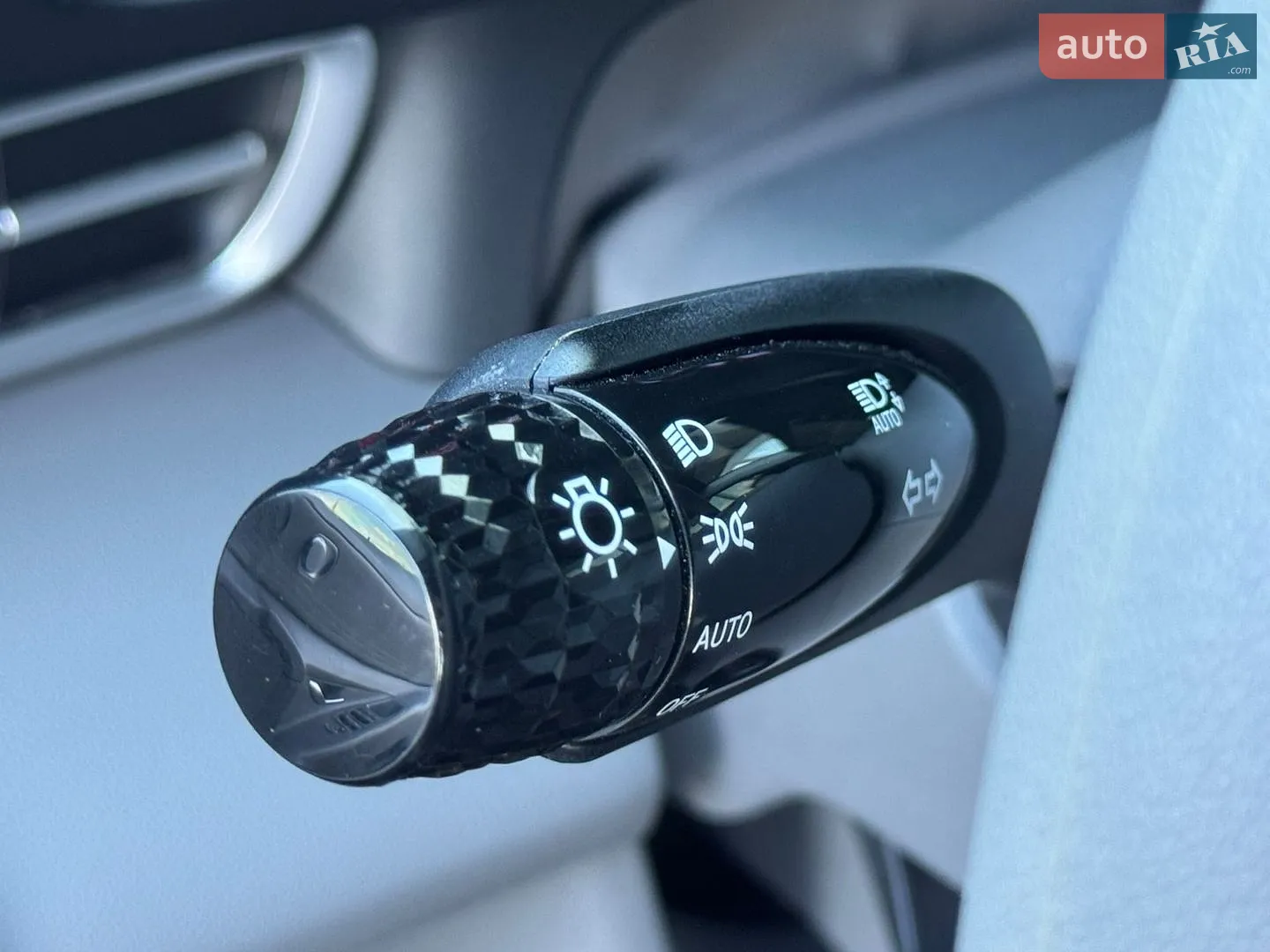 2023 Hyundai Elantra - мініатюра 24