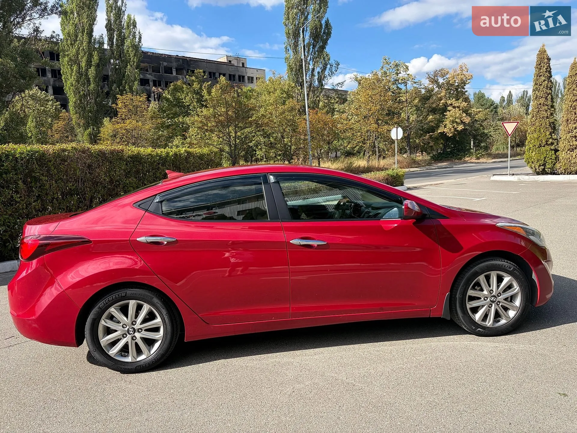 2014 Hyundai Elantra - мініатюра 16