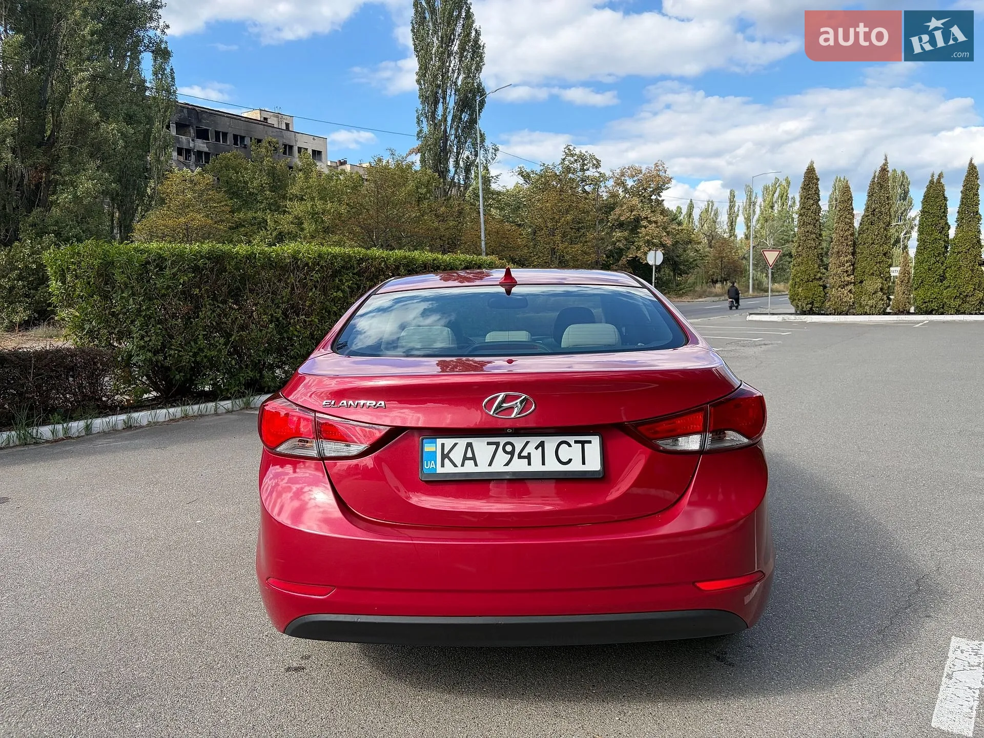 2014 Hyundai Elantra - мініатюра 28
