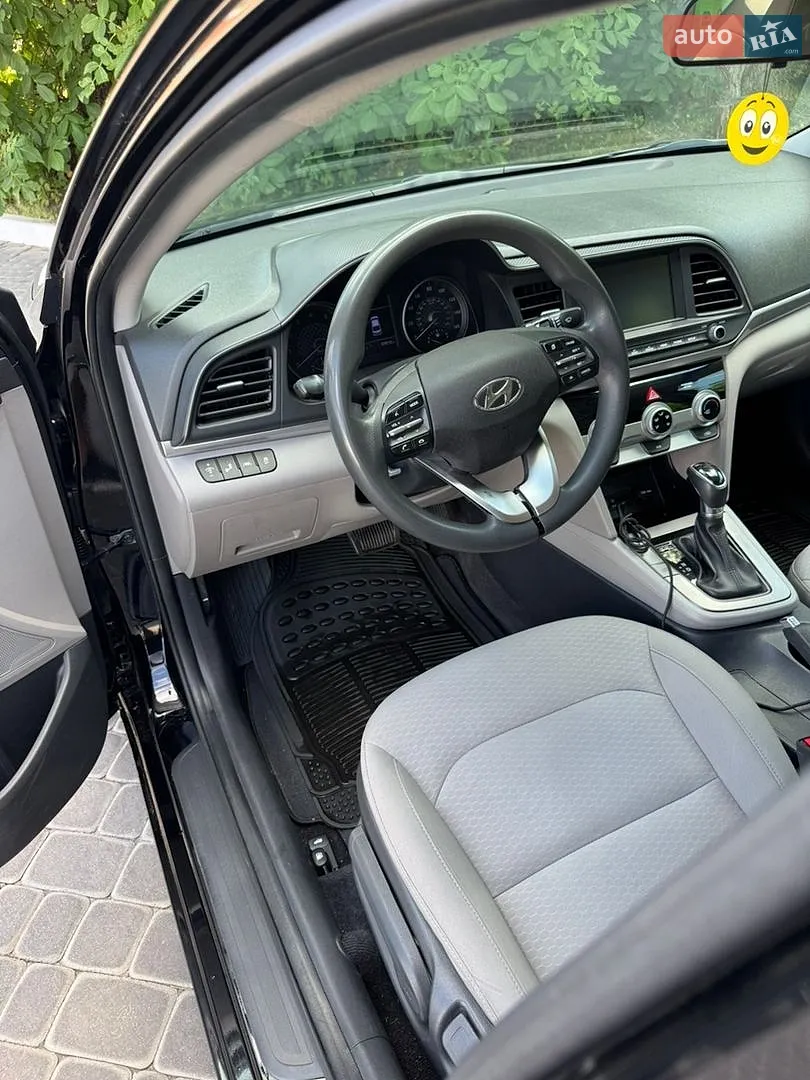 2019 Hyundai Elantra - мініатюра 12